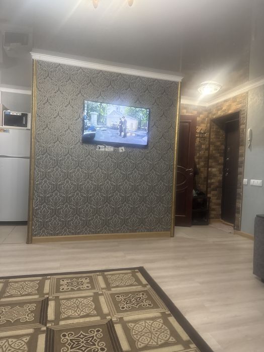 Сдается квартира месячно