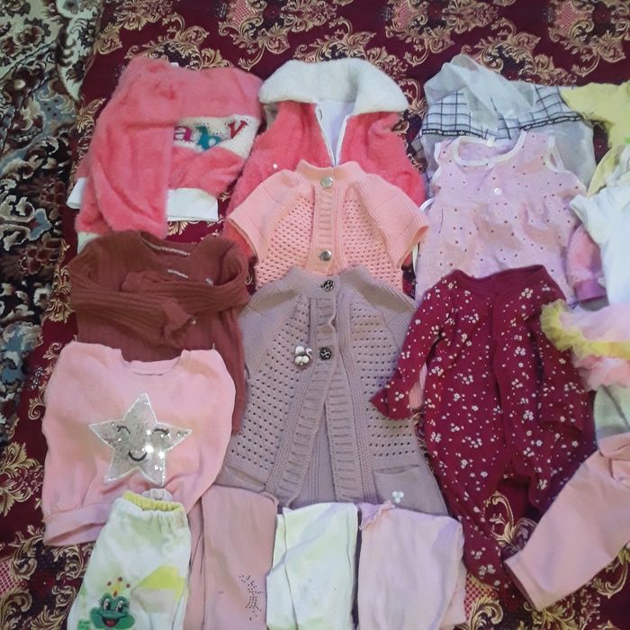 Qizchalarga kiyimchalar