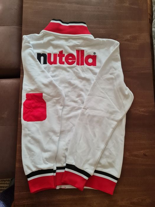 Суитшърът на Nutella