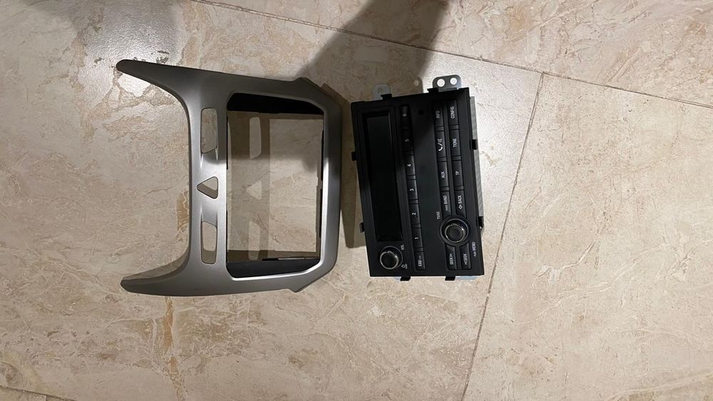 Продам автомагнитола.