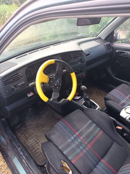 Продавам Golf 3 GT на части