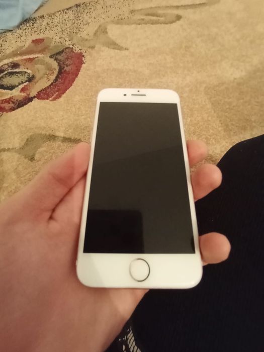 iPhone7 в хорошем состоянии