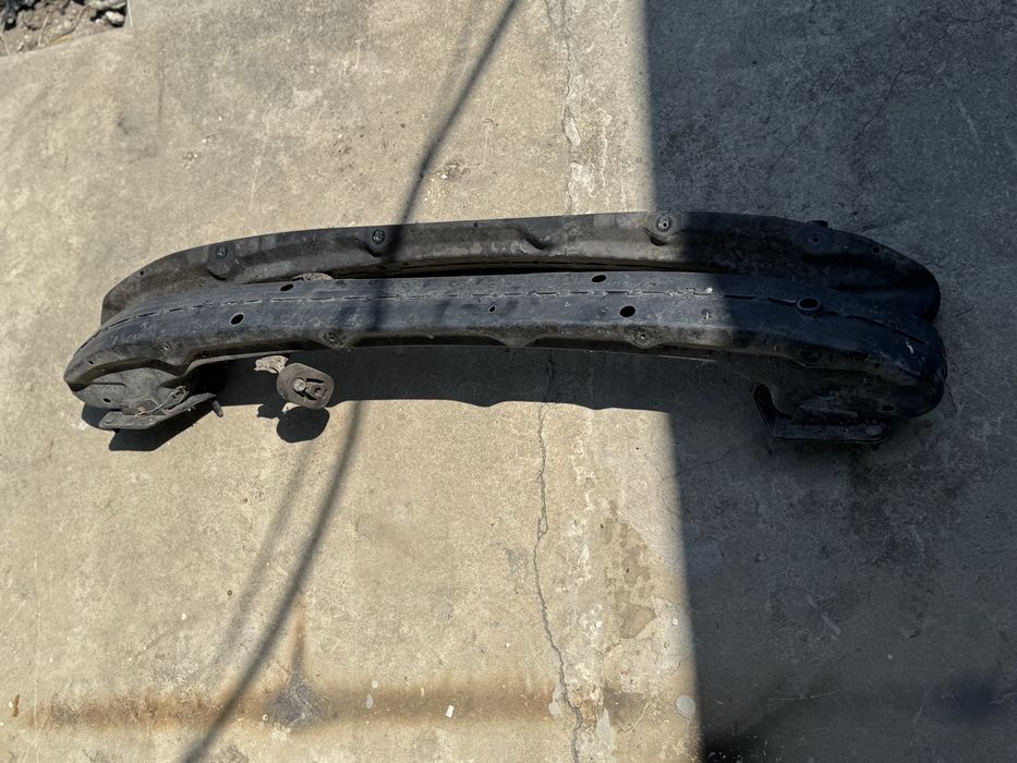 Греда на задна броня за Мерцедес Ц класа W203 и CL203