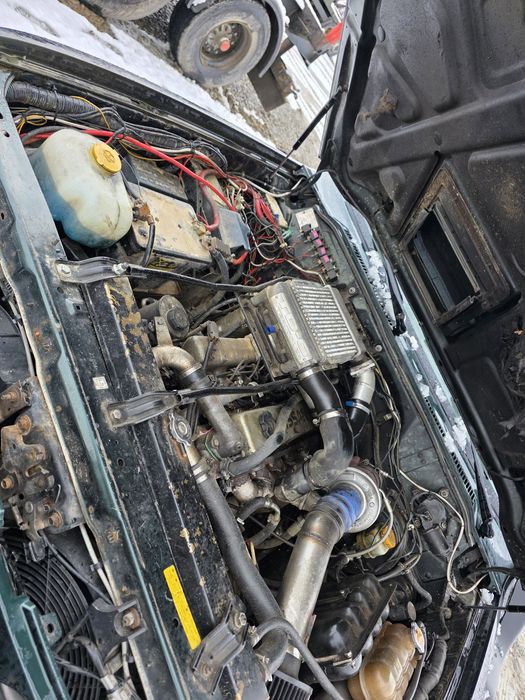 Vând Nissan Patrol y61 motor 4.2 Autoutilitara