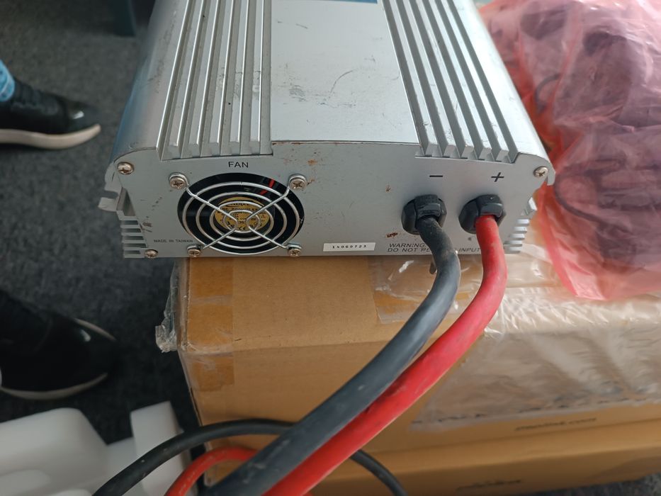 Инвертор/power inverter 1500w 12/24v