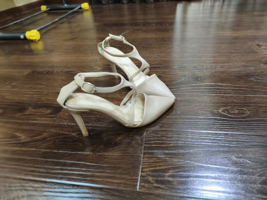 Элегантные бежевые туфли от Pelinin Ayakkabıları