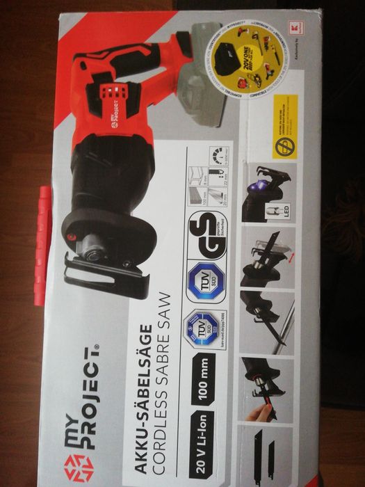 Ferastrau de tip sabie cu acumulator