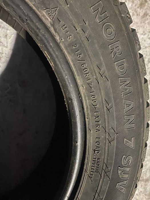 Продам четыре колеса шипованные зимние