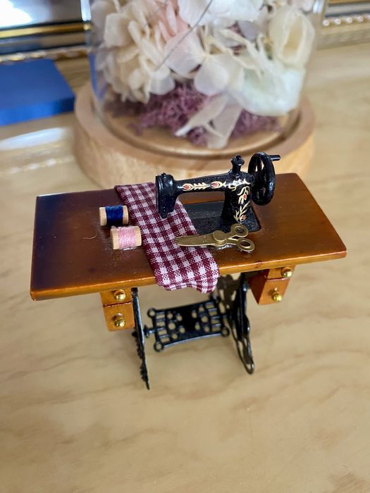 Сувенир швейная машинка