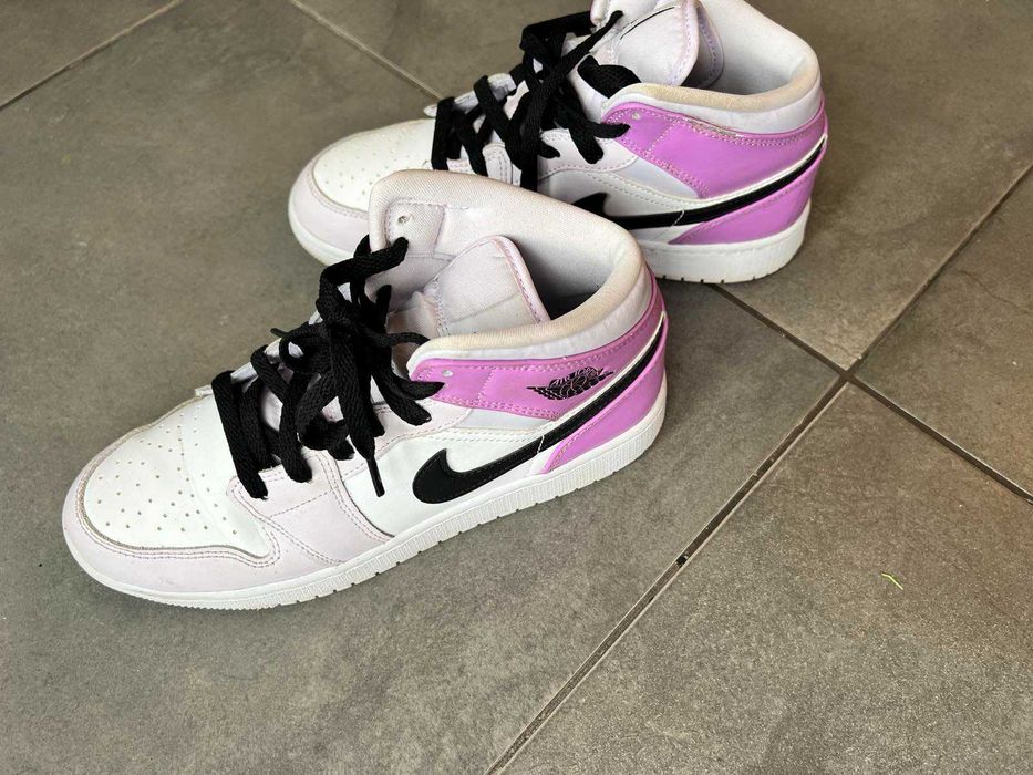 Дамски маратонки Nike Air Jordan 39 размер 24.5 цм стелка бяло лилаво