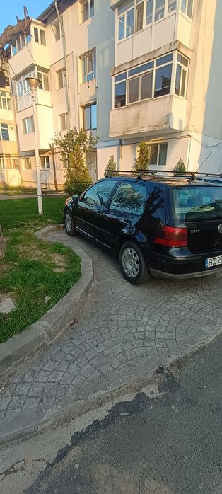 Volkswagen Golf 4 1.4 Benzină – 75 CP – AC – Întreținut – 1500€ Negociabil