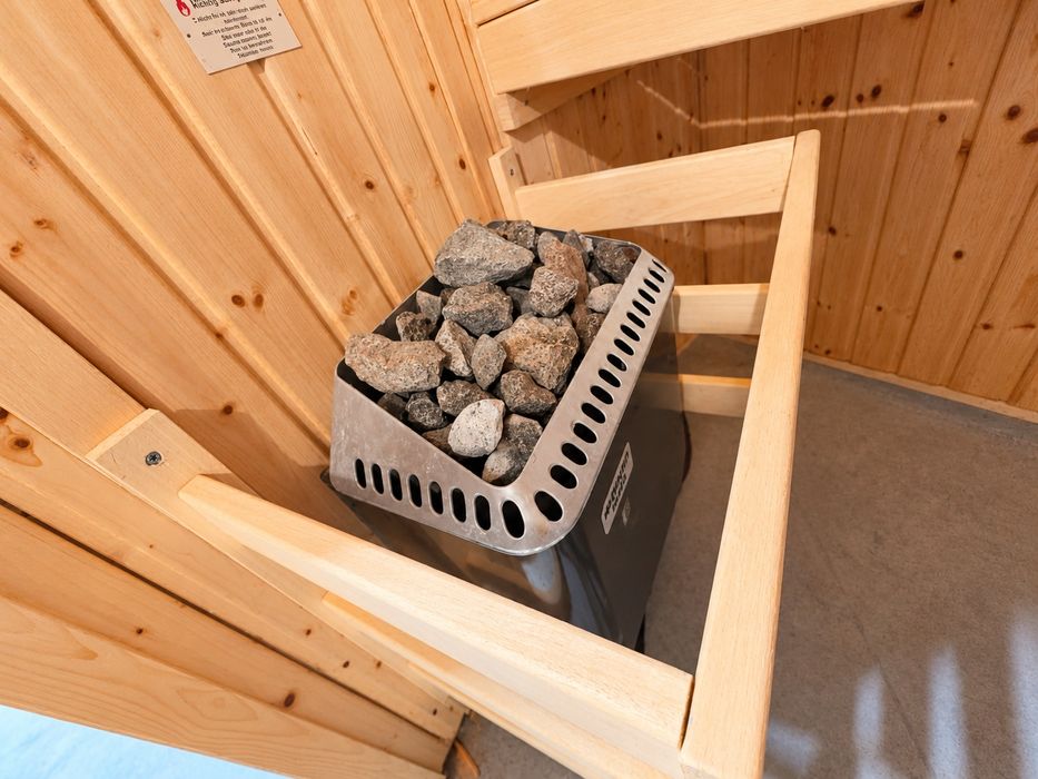 ** Резервирана **  Сауна 7.5kW