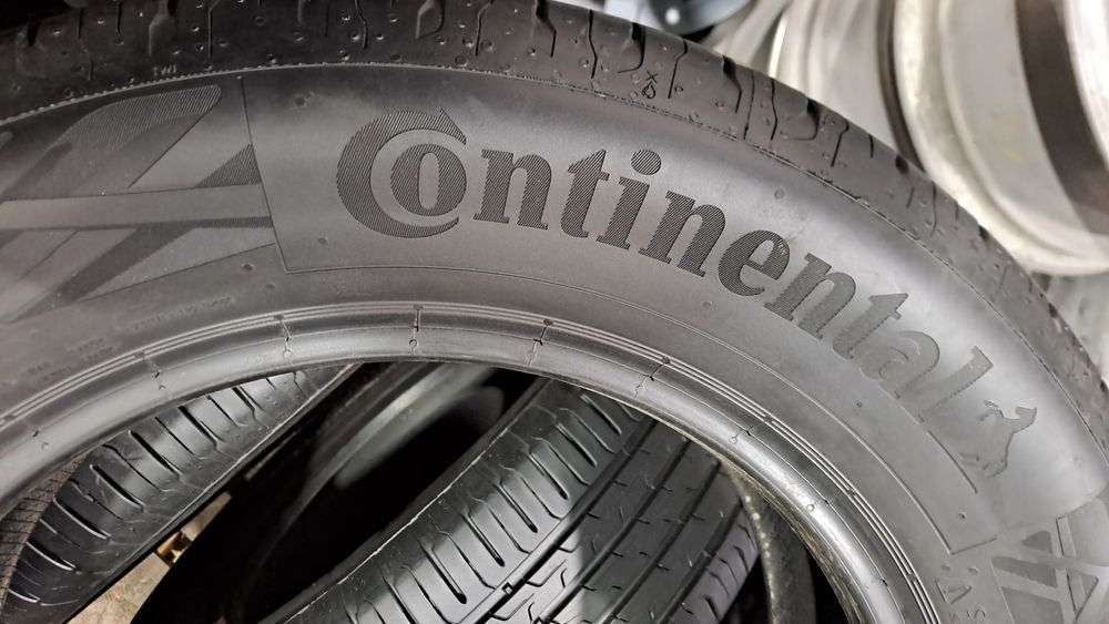 4бр. Почти Нови 215/60/16 Continental Eco Contact 6