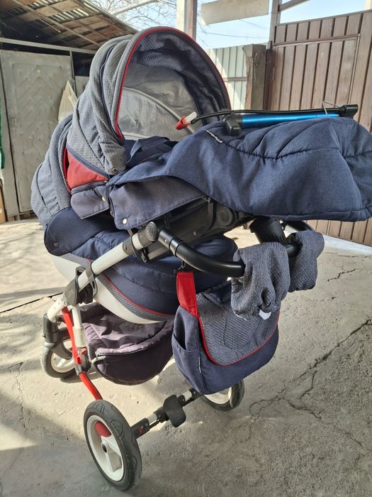 Продам детскую коляску