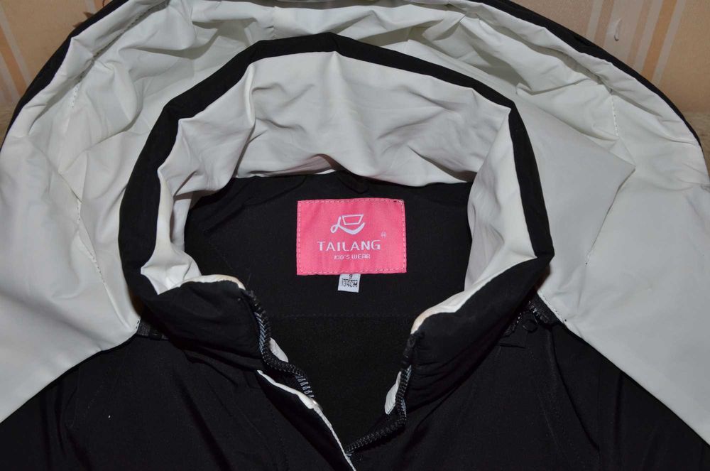 Куртка на девочку