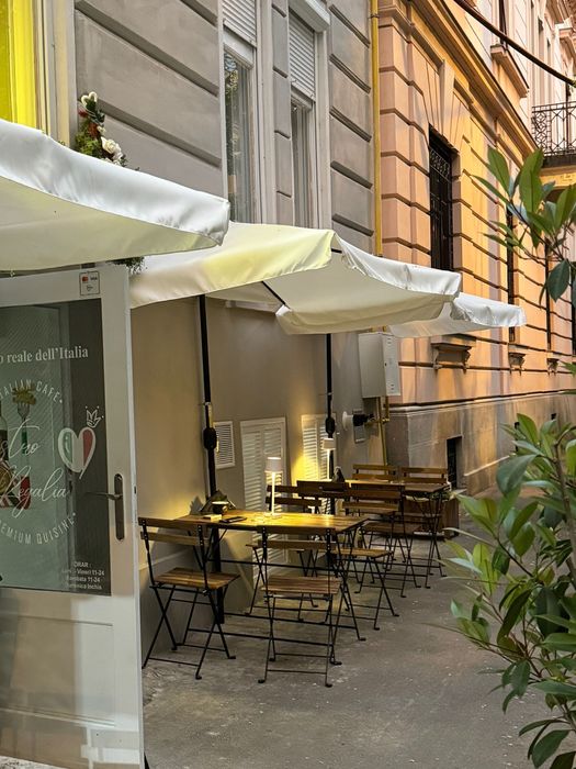 Vand afacere la cheie bistro- pizzerie