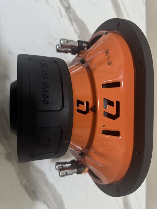 Sotiladi. DL Audio Black bass 69