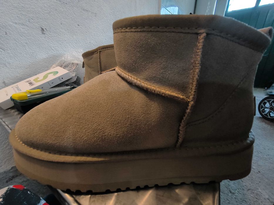Ugg
Апрески W Classic Mini II  Сив