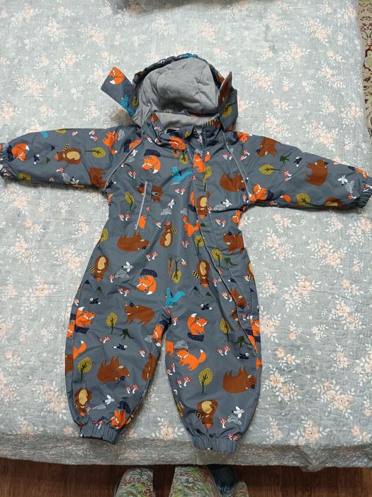 Продам осеный камбинизон crooks