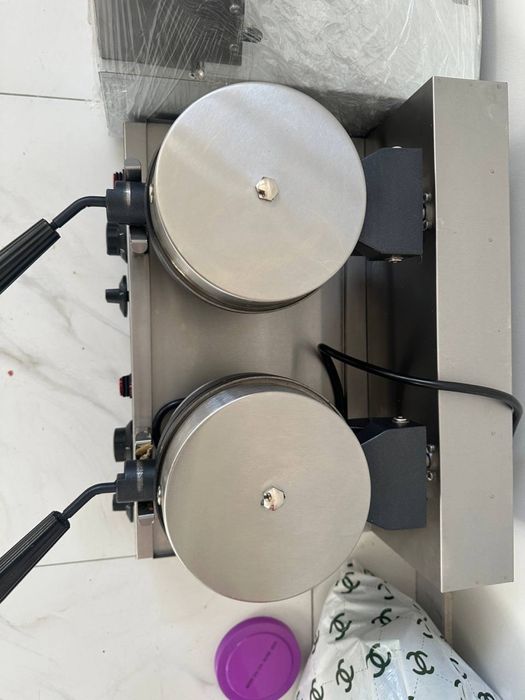 Vafelnitsa sotiladi 200$