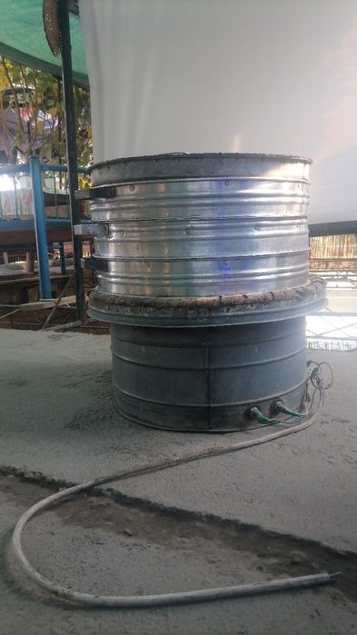 Manti qosqon sotiladi