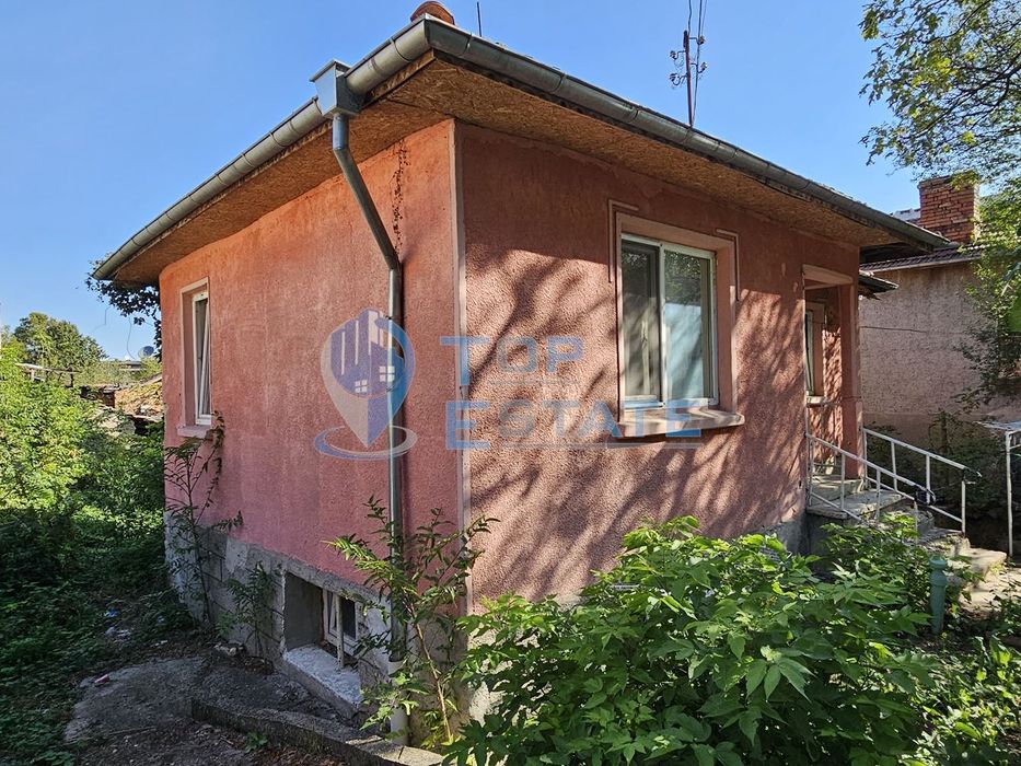 Продава се Къща в Горна Оряховица - 111 кв.м за 346 €/кв.м - Снимка #1