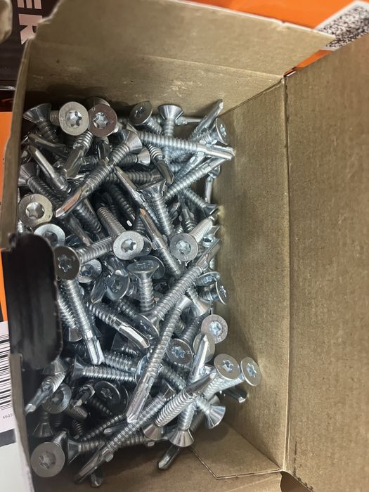 Саморезы для пола