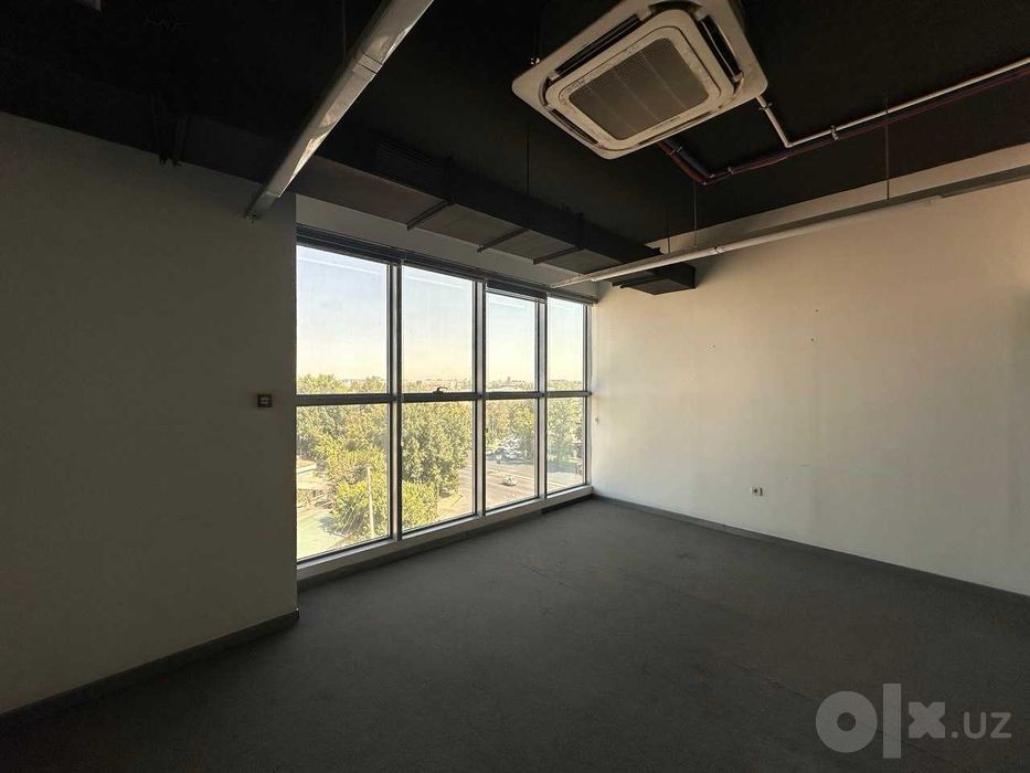 Офисы от 500 до 1800 м² у метро Шахристанская | Парковка | 24/7