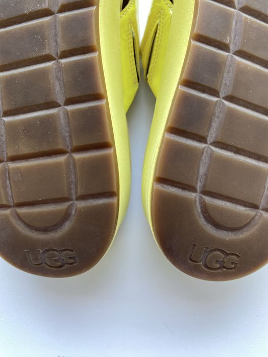 Шлепки на платформе, бренда UGG