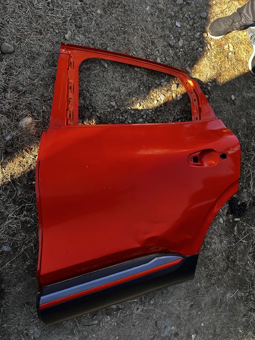Ușă stânga spate renault  arkana.