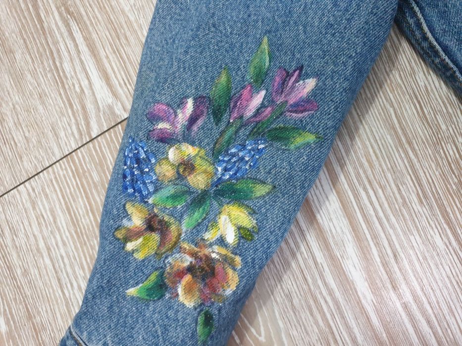 Jacheta jeans pictata manual flori M/L 38 40