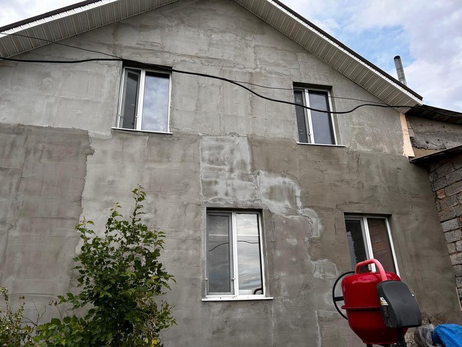 Продаётся дом с автосервисом.