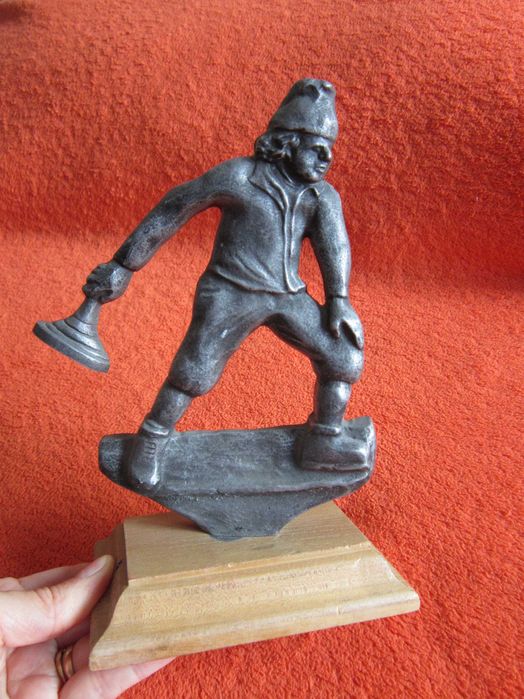 Tăietor de lemne  metalica  vintage