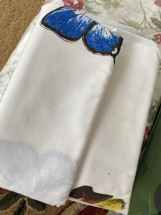 постельное белье и наволочка