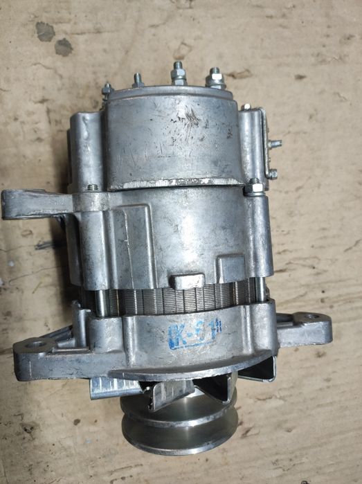 Стартер КамАЗ ЗИЛ ГАЗ МТЗ генератор К 700 камаз