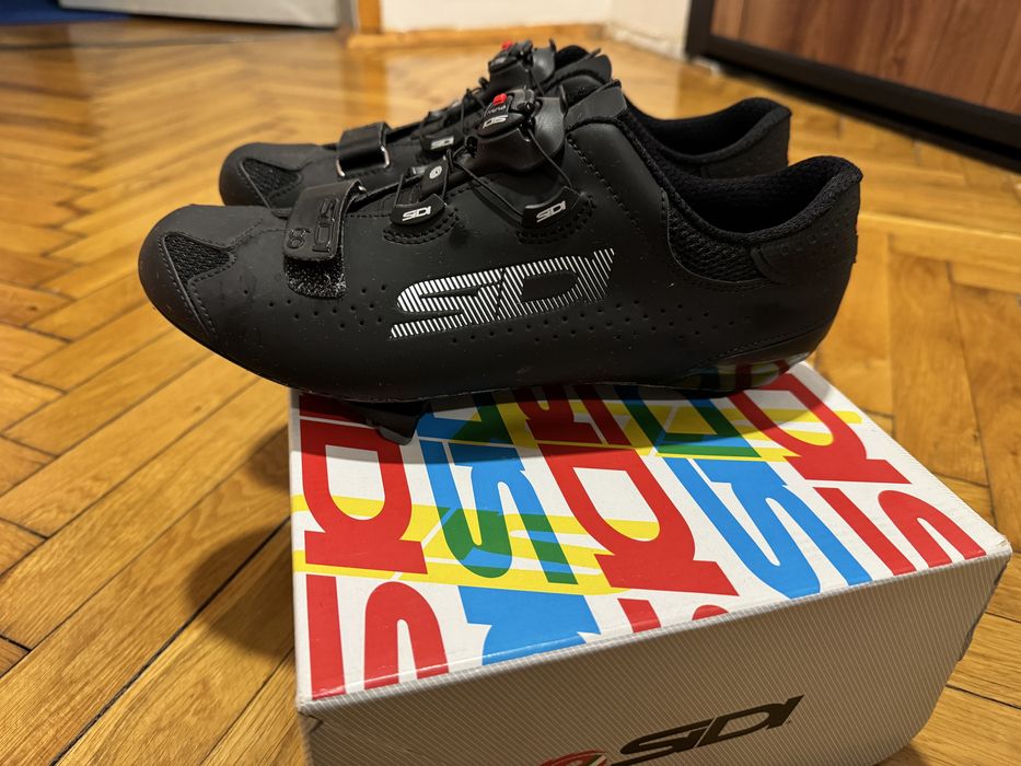Шпайкове за шосейно колоездене SIDI SCARPE SIXTY