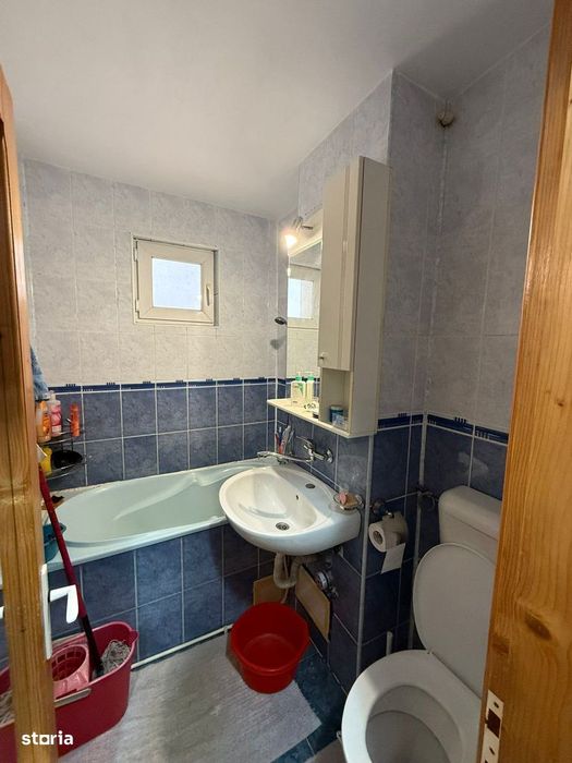 3 CAMERE cu bucatarie mare, Narcisa