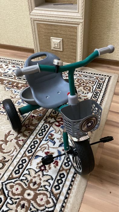 Продам детский трёхколёсный велосипед