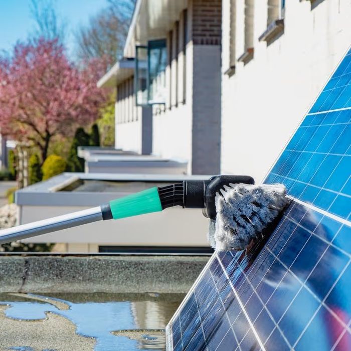 Телескопична четка за миене FERM до 4,6 метра
Разтегателен до 4,6 м