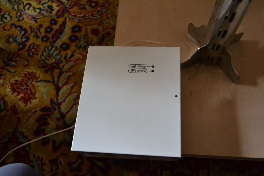 Sursa alimentare pulsar 13.8V/2A