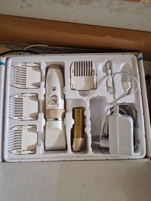 Машинка для стрижки волос