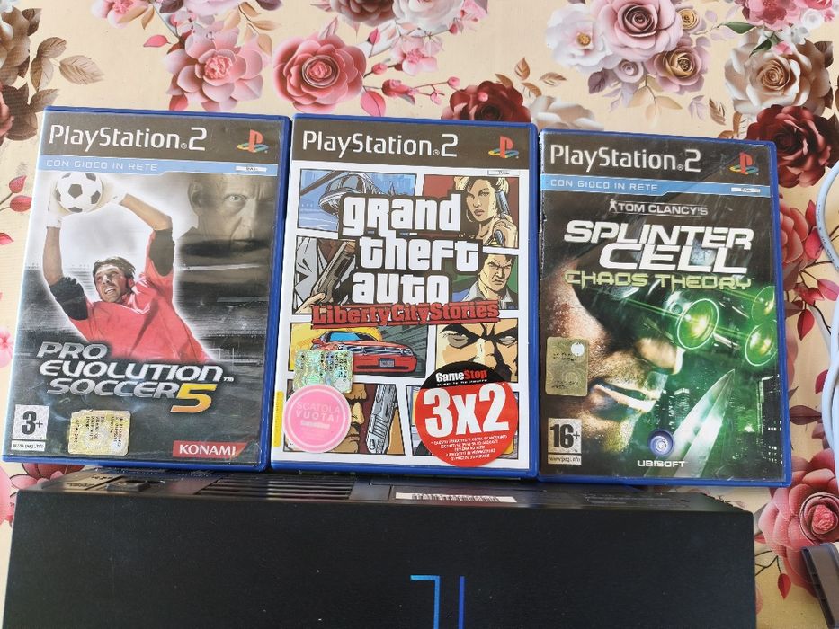 Vând Playstation 2 fat