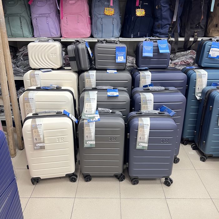 Куфар за ръчен багаж 57x38x23 см Лек ABS с разширител 5см, 4 колела