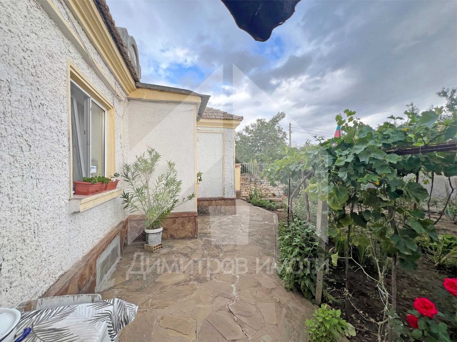 Продава се Къща в с. Мировци, Област Шумен - 88 кв.м за 546 €/кв.м - Снимка #1