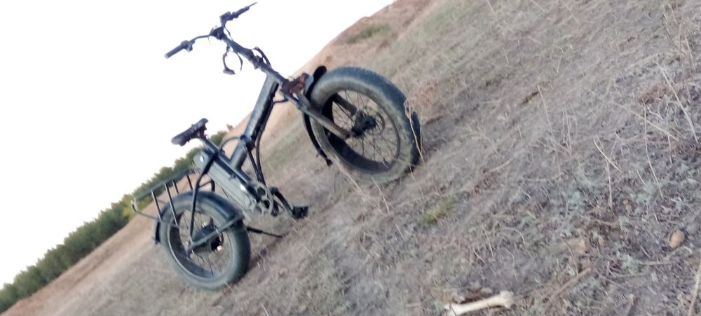 Продам электронный велосипед леопард