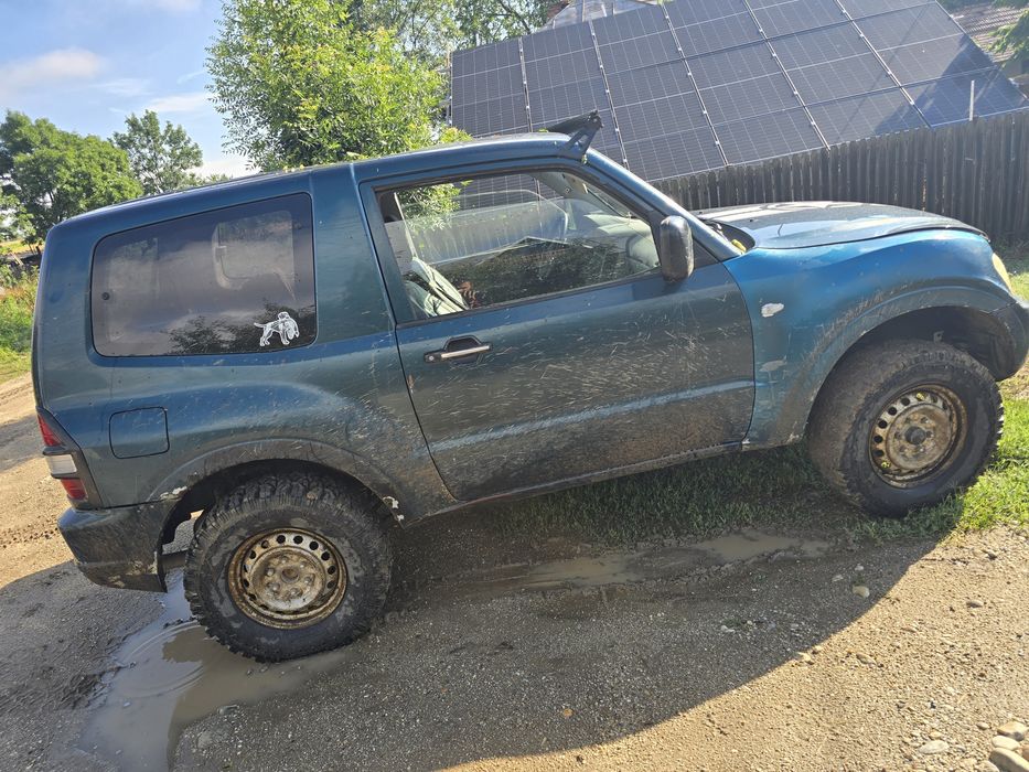 MITSUBISHI Pajero 0 — imagine 2