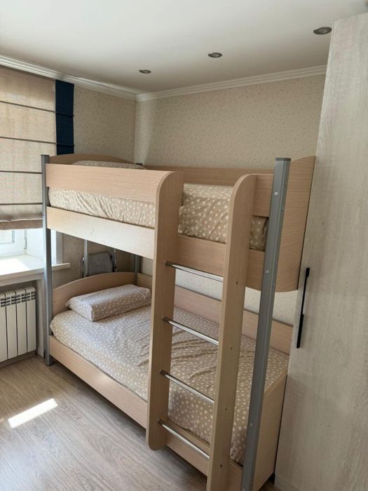 Двухъярусная уровать