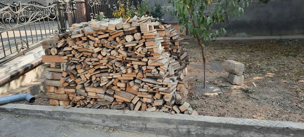 O'tin sotiladi 30 40 sm kesib qo'yilgan