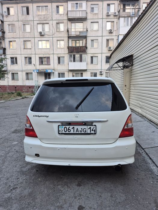 Хонда одиссей 2000год