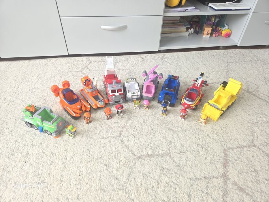 Masini si figurine Patrula catelusilor